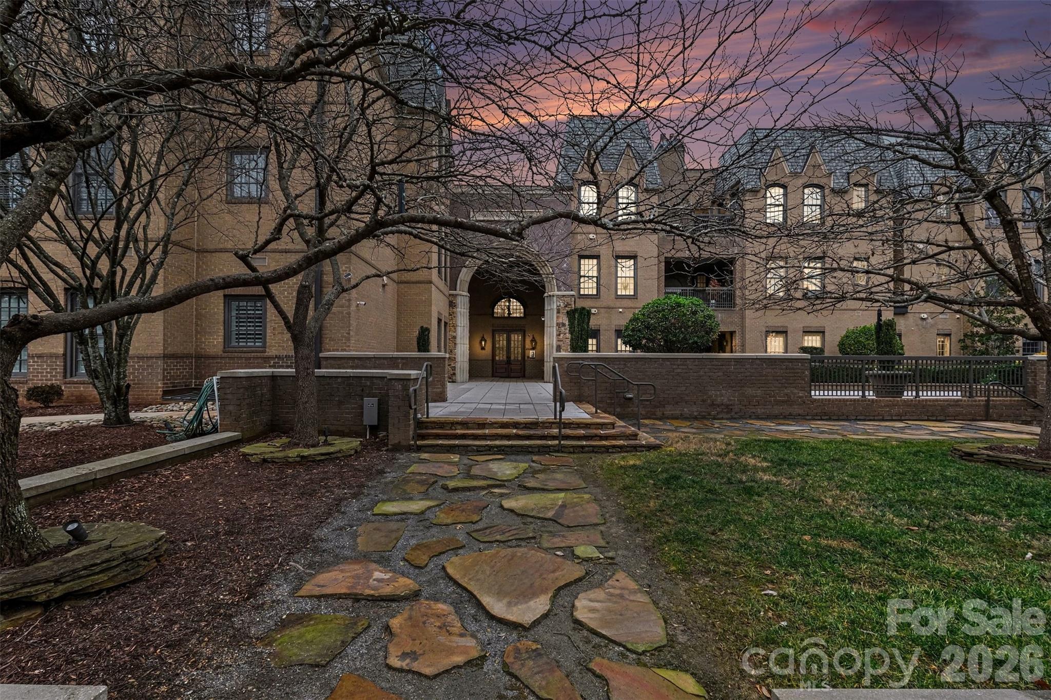 3276 Park Road — Charlotte
