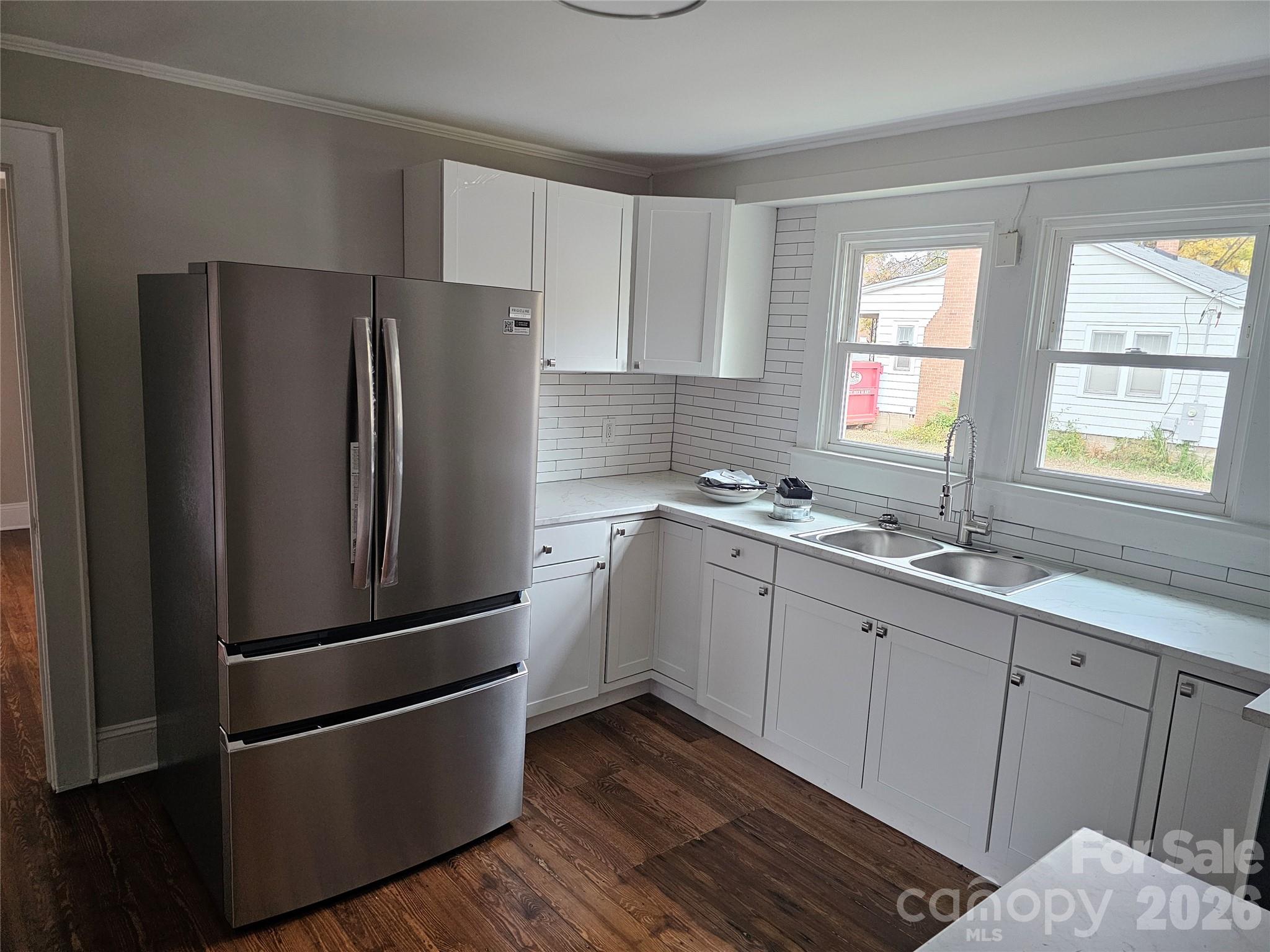 515 26th Street SW — Hickory