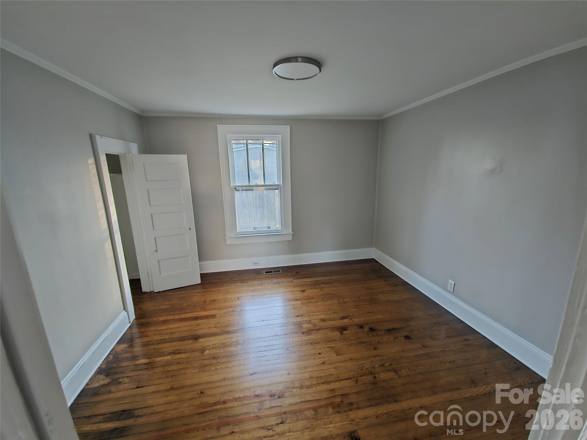 515 26th Street SW — Hickory