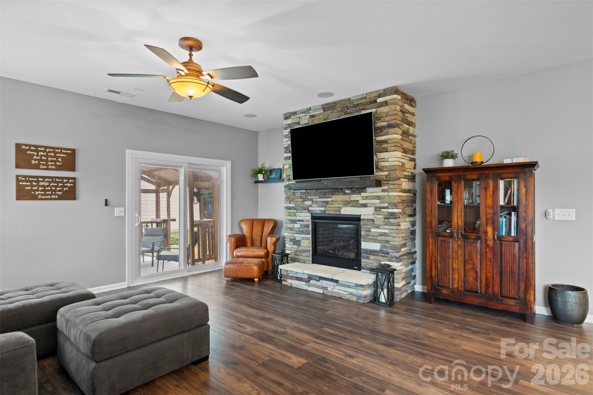 3509 Alister Avenue SW — Concord