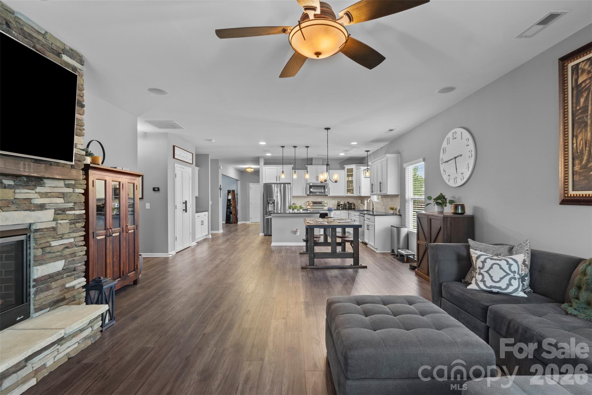 3509 Alister Avenue SW — Concord