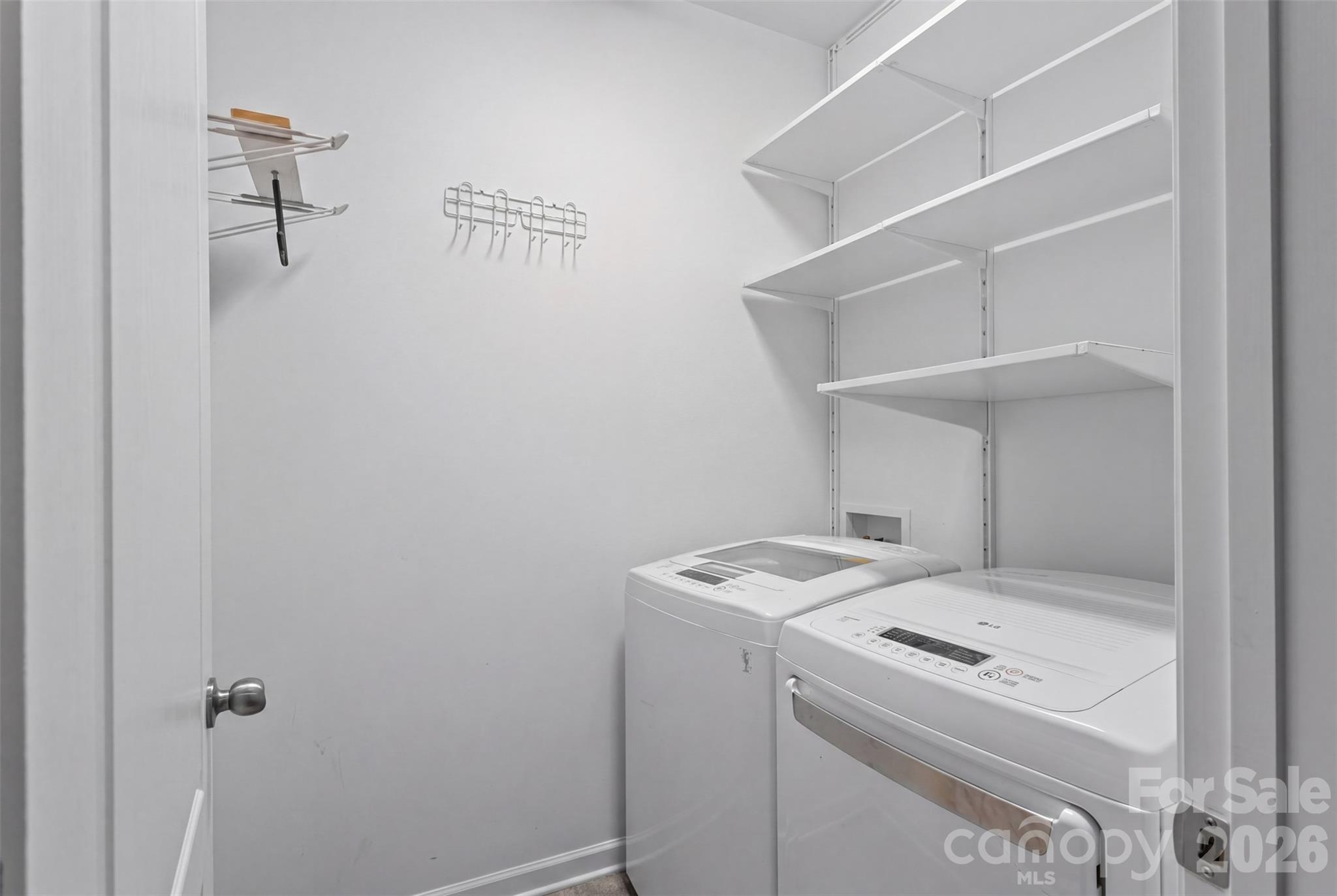 3509 Alister Avenue SW — Concord