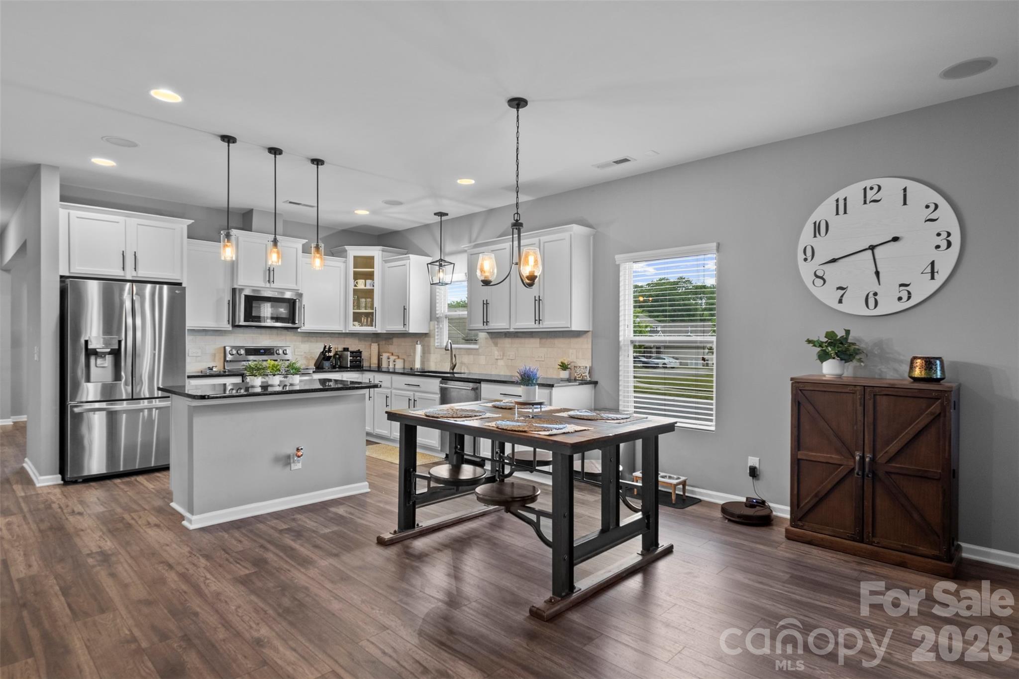 3509 Alister Avenue SW — Concord