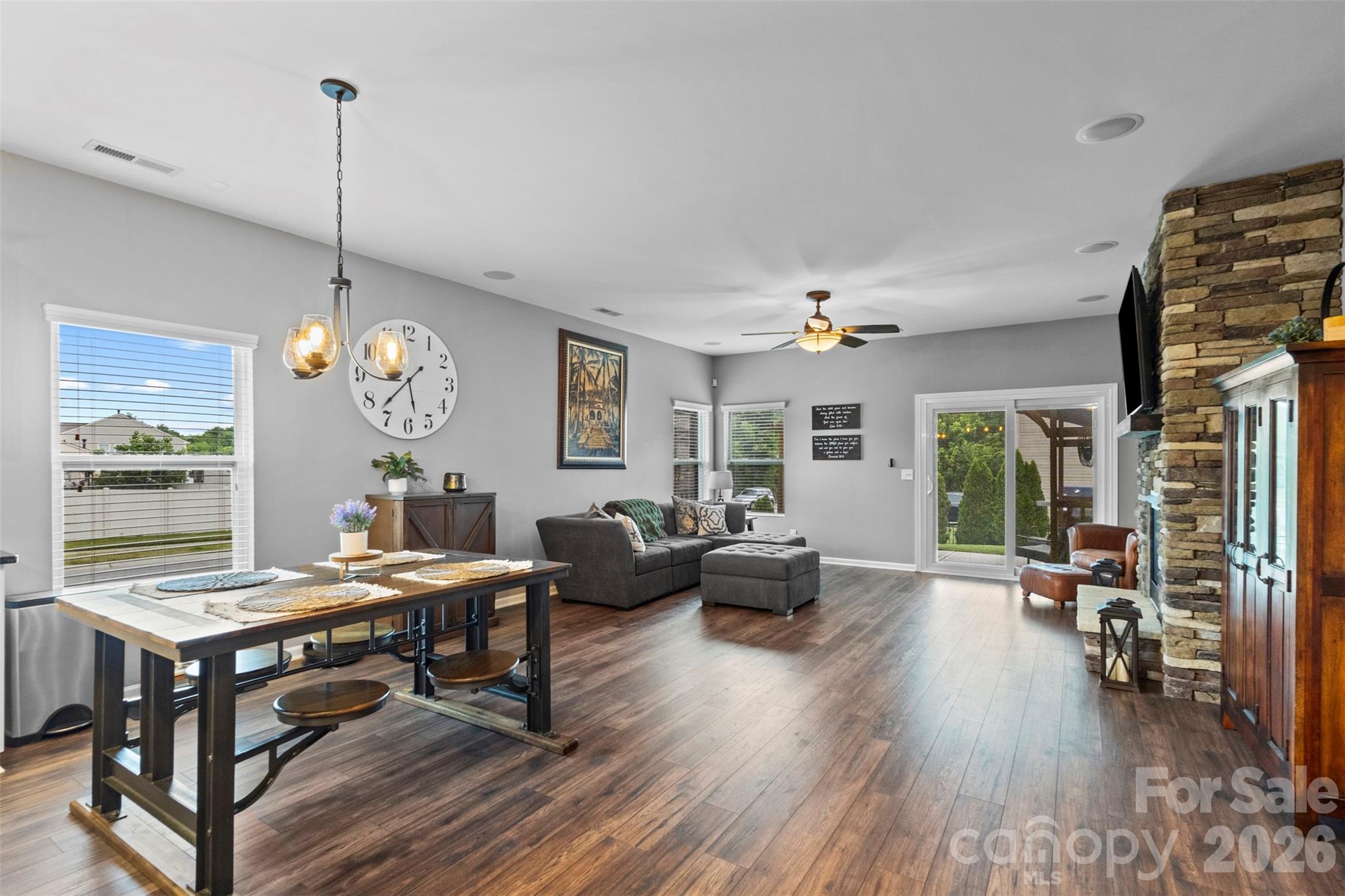 3509 Alister Avenue SW — Concord