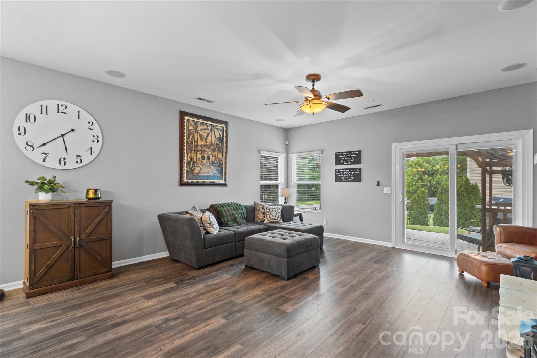 3509 Alister Avenue SW — Concord