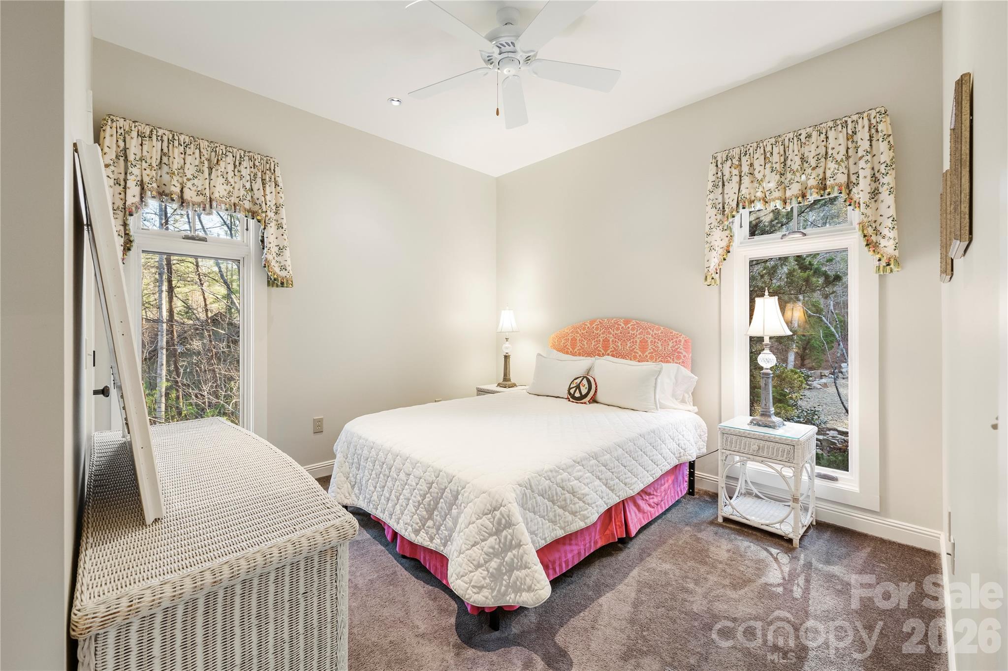 2186 Long Rifle Ridge Road — Nebo