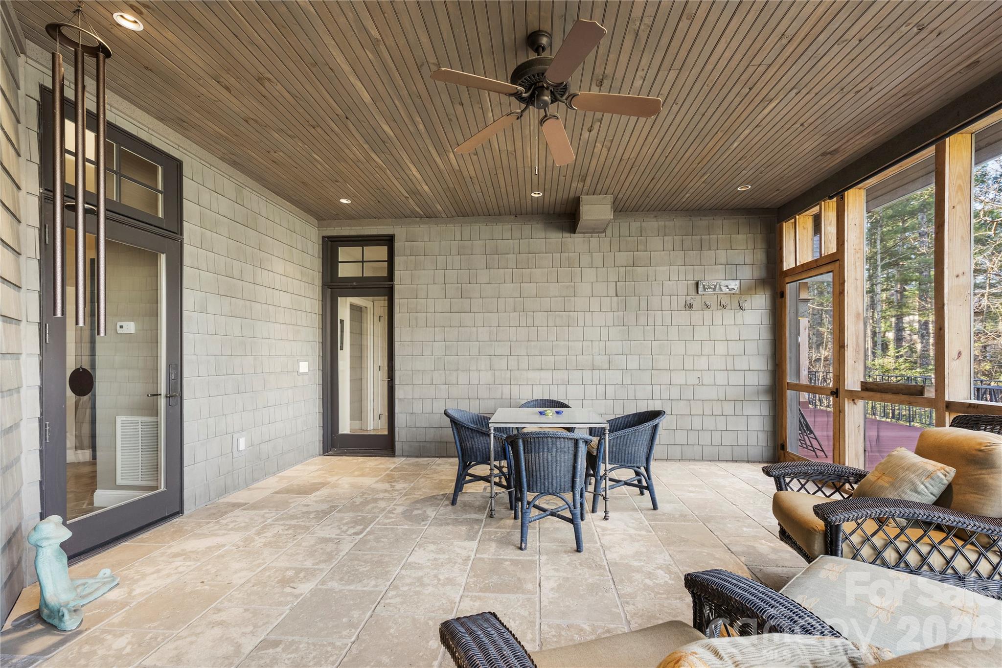 2186 Long Rifle Ridge Road — Nebo