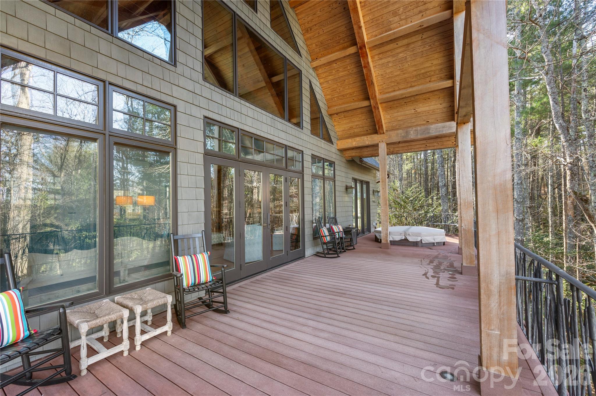 2186 Long Rifle Ridge Road — Nebo