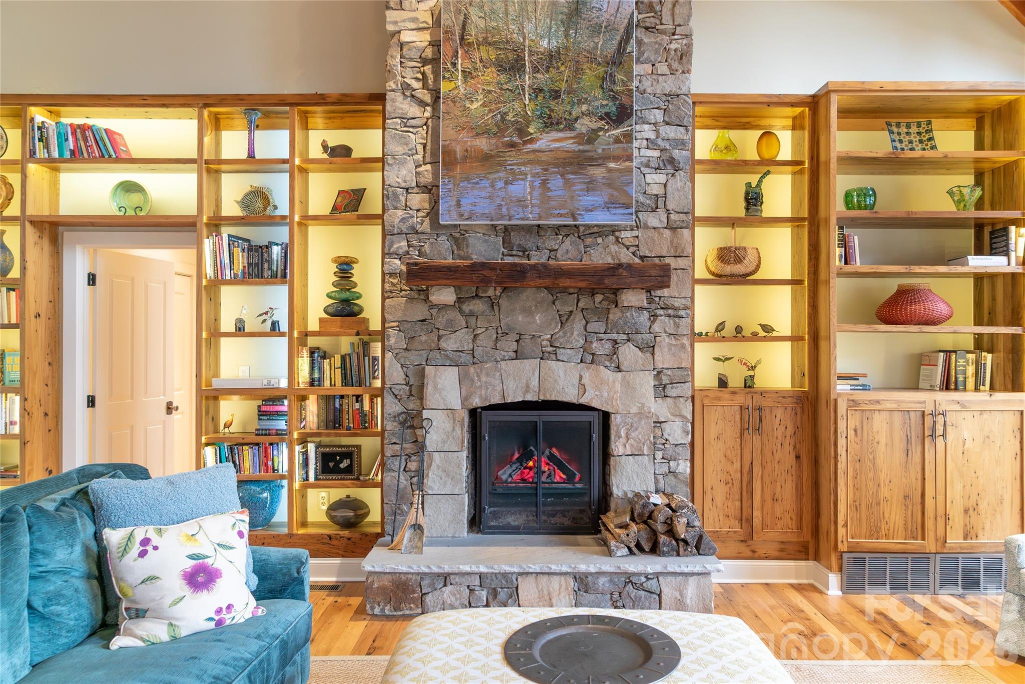 2186 Long Rifle Ridge Road — Nebo