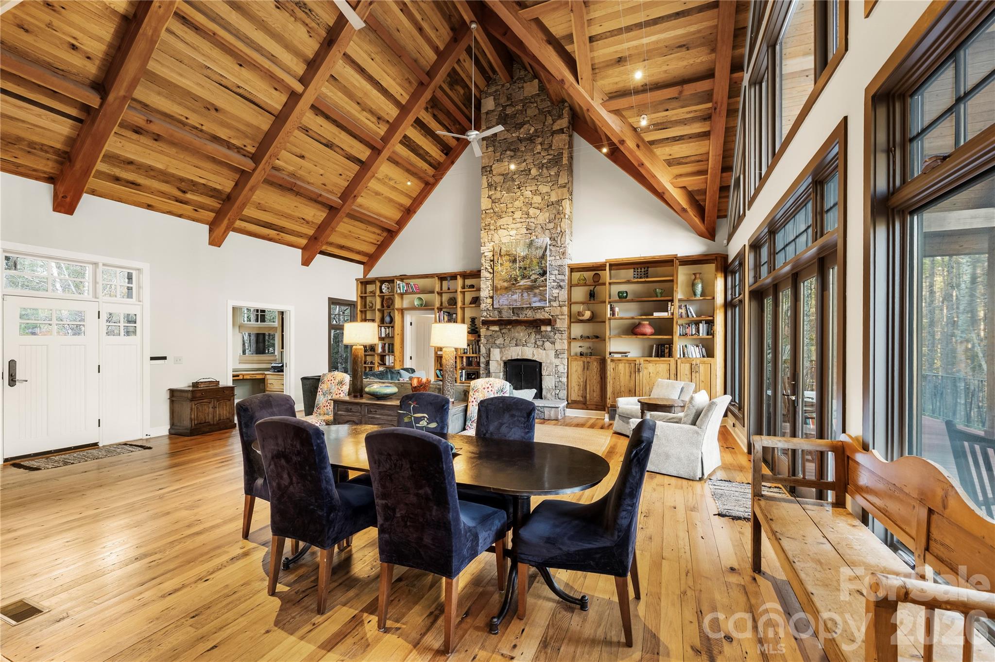 2186 Long Rifle Ridge Road — Nebo