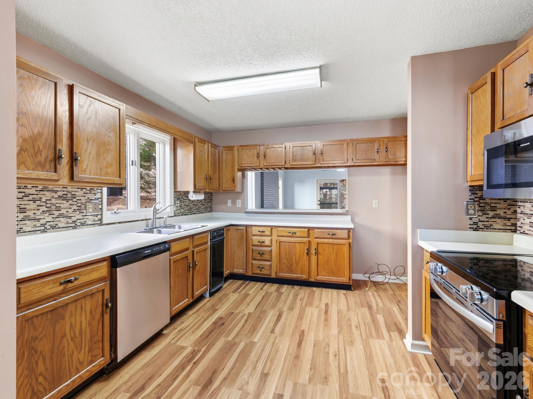 71 Pebble Creek Drive — Asheville