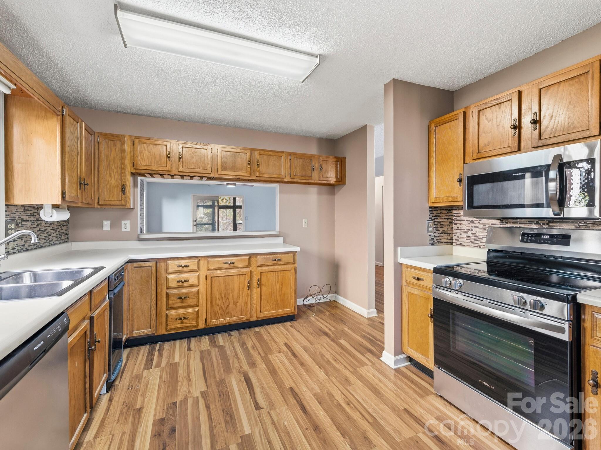 71 Pebble Creek Drive — Asheville