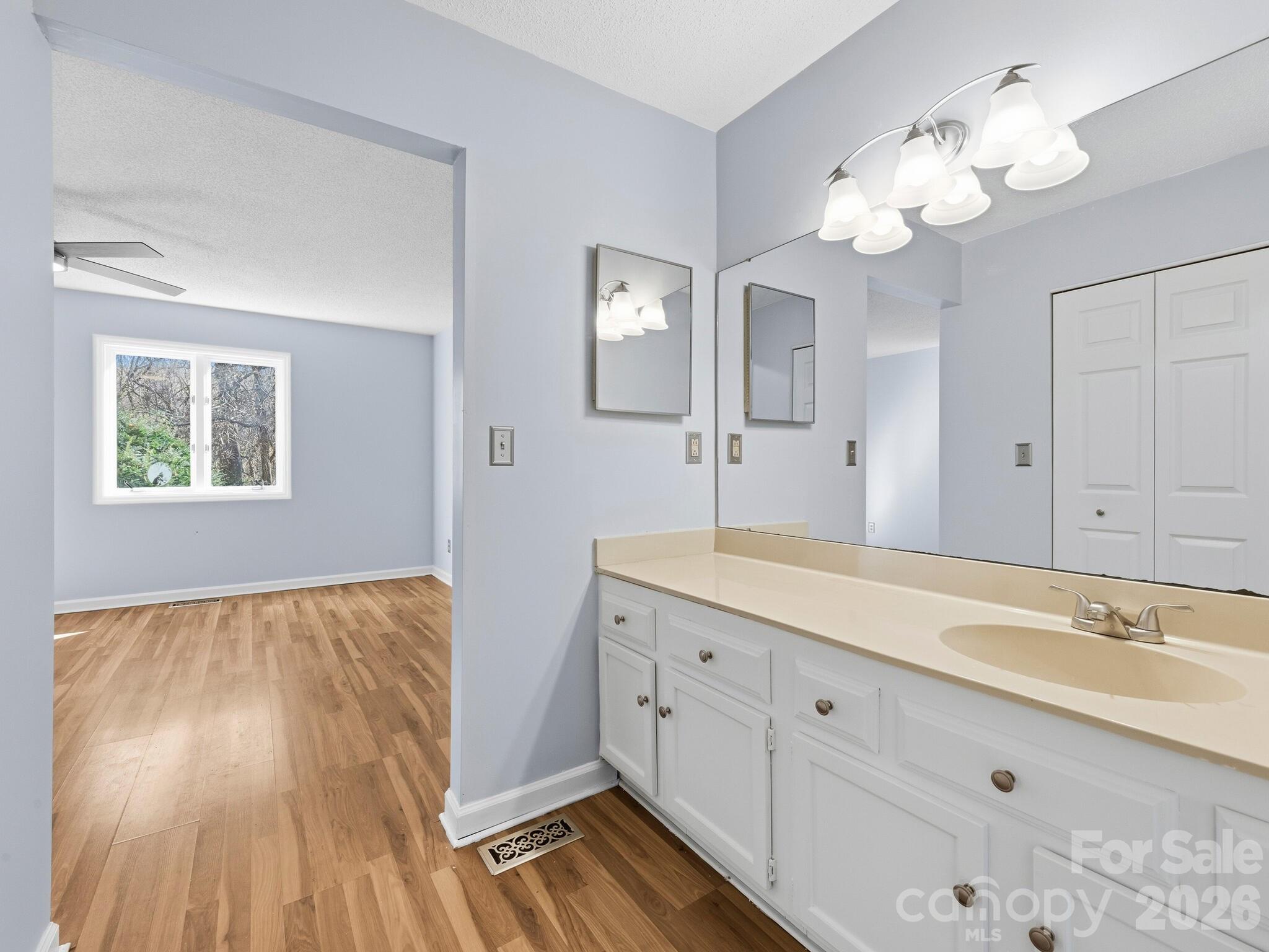 71 Pebble Creek Drive — Asheville