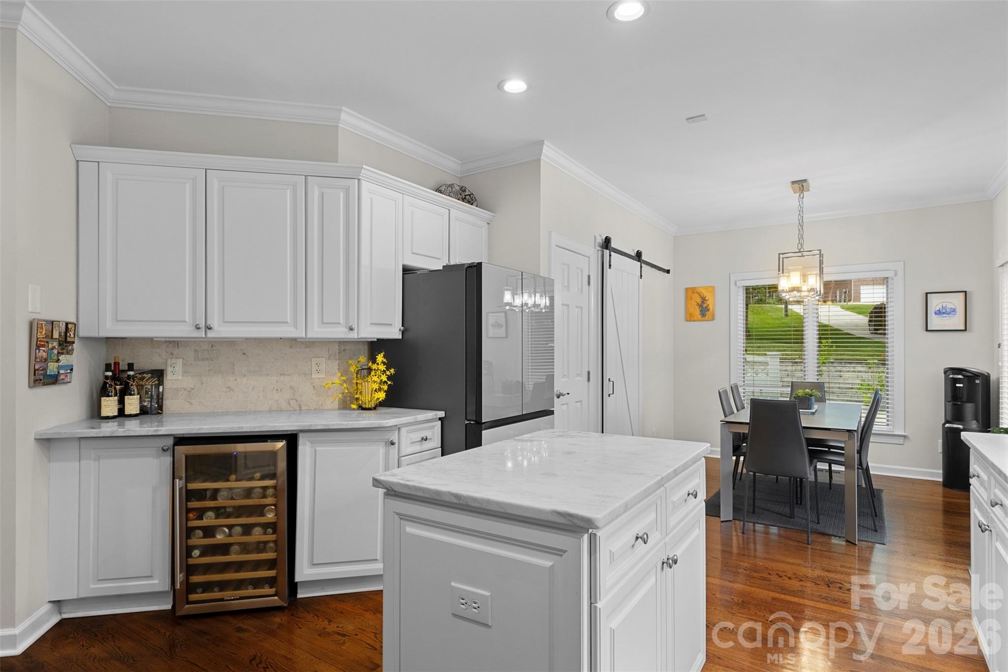 105 Ridge Top Road — Mooresville