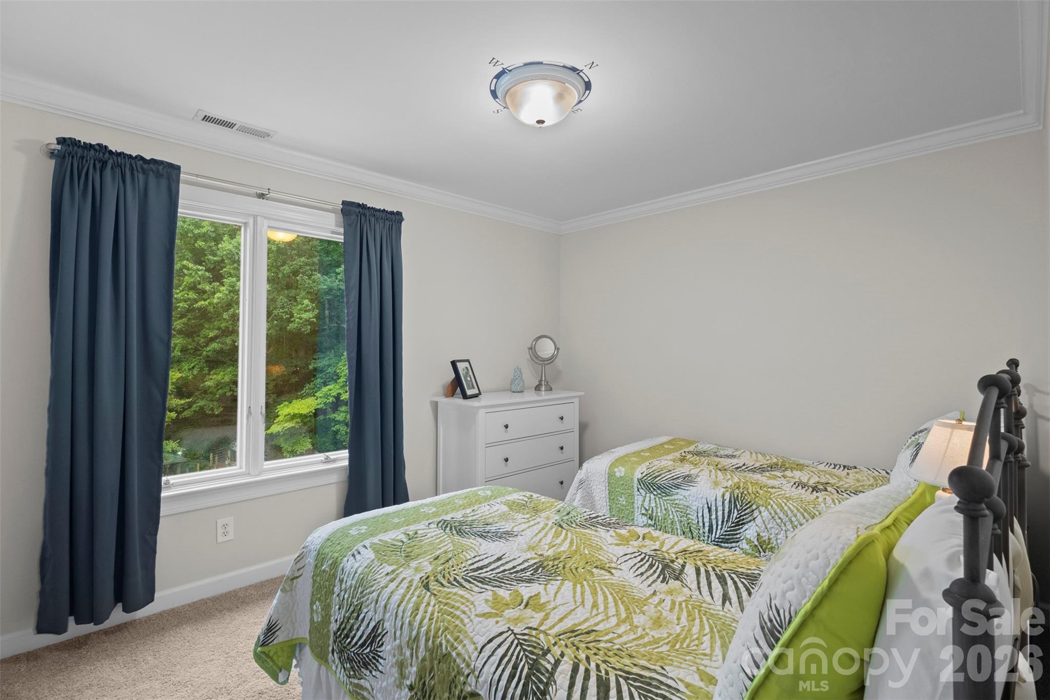 105 Ridge Top Road — Mooresville