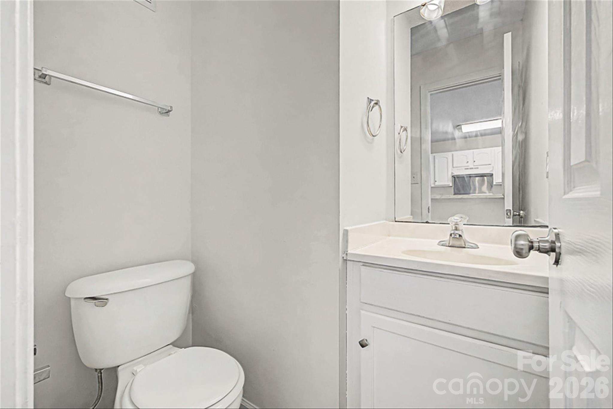 2405 Smugglers Court — Charlotte