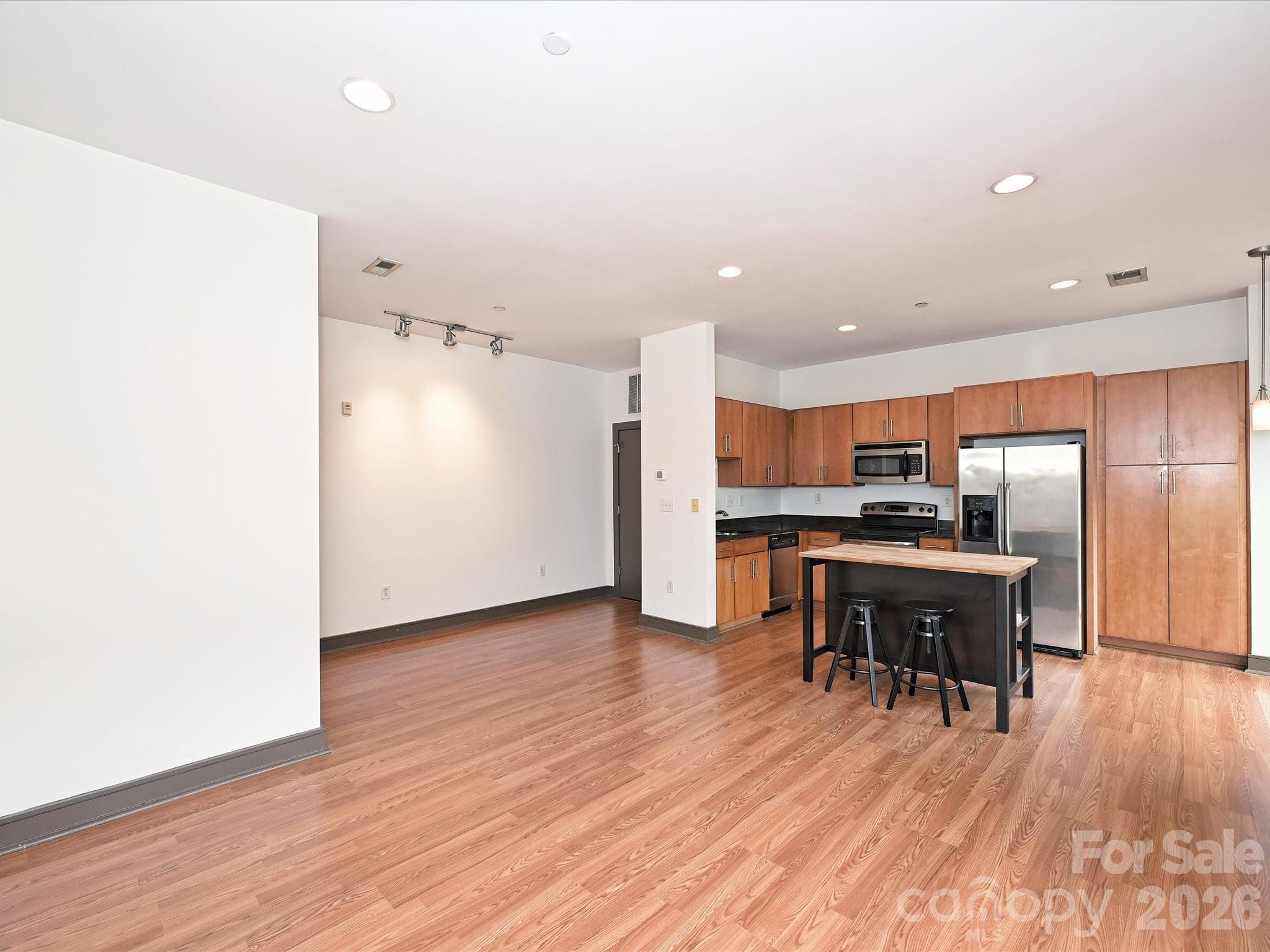 2200 Lyndhurst Avenue #102 — Charlotte