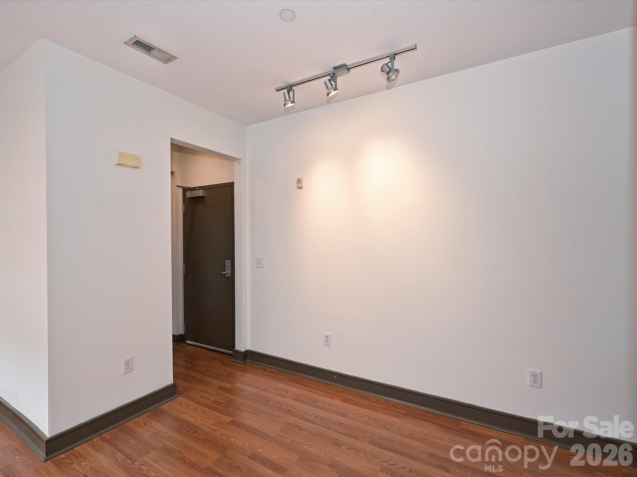 2200 Lyndhurst Avenue #102 — Charlotte