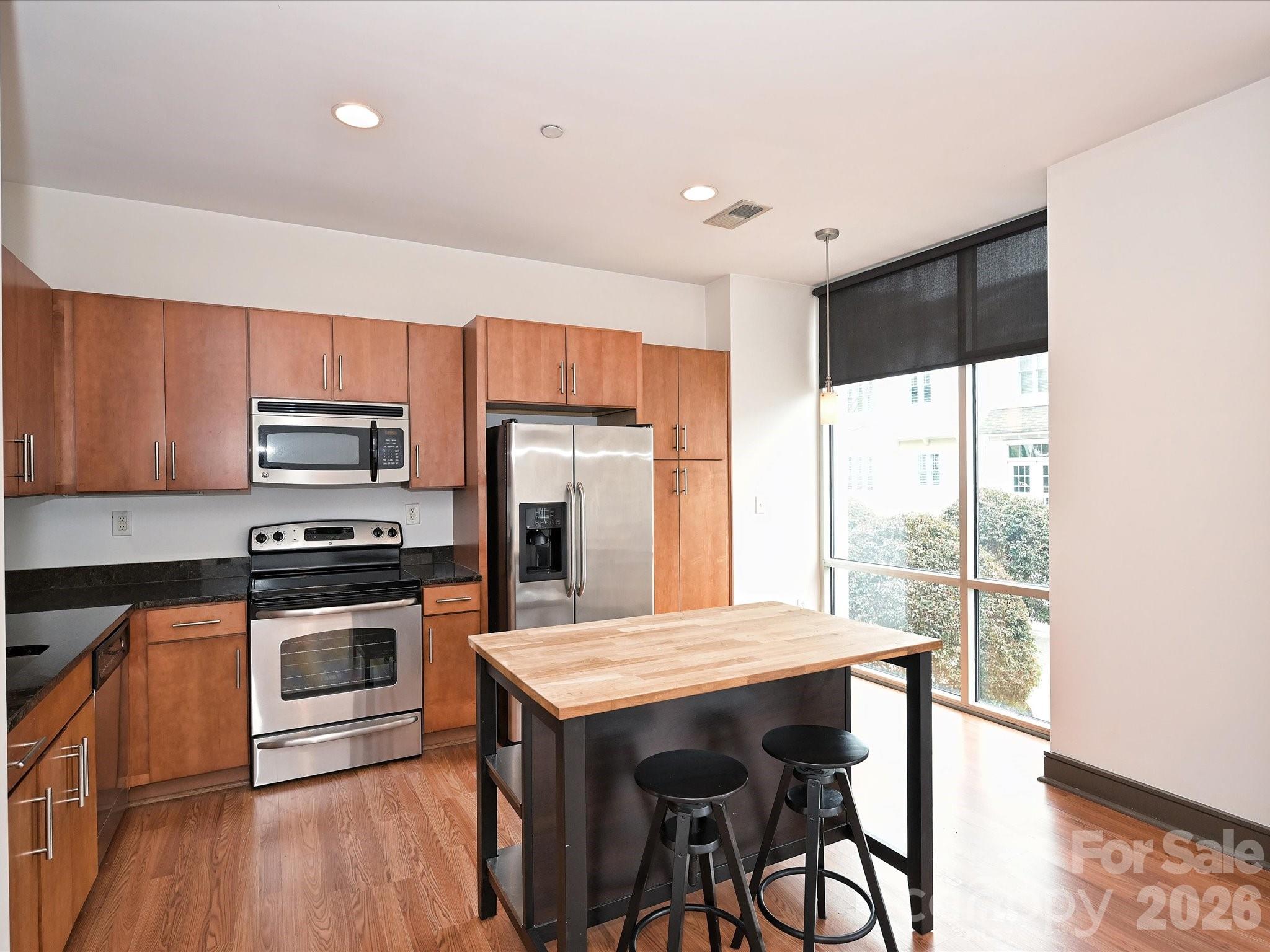 2200 Lyndhurst Avenue #102 — Charlotte