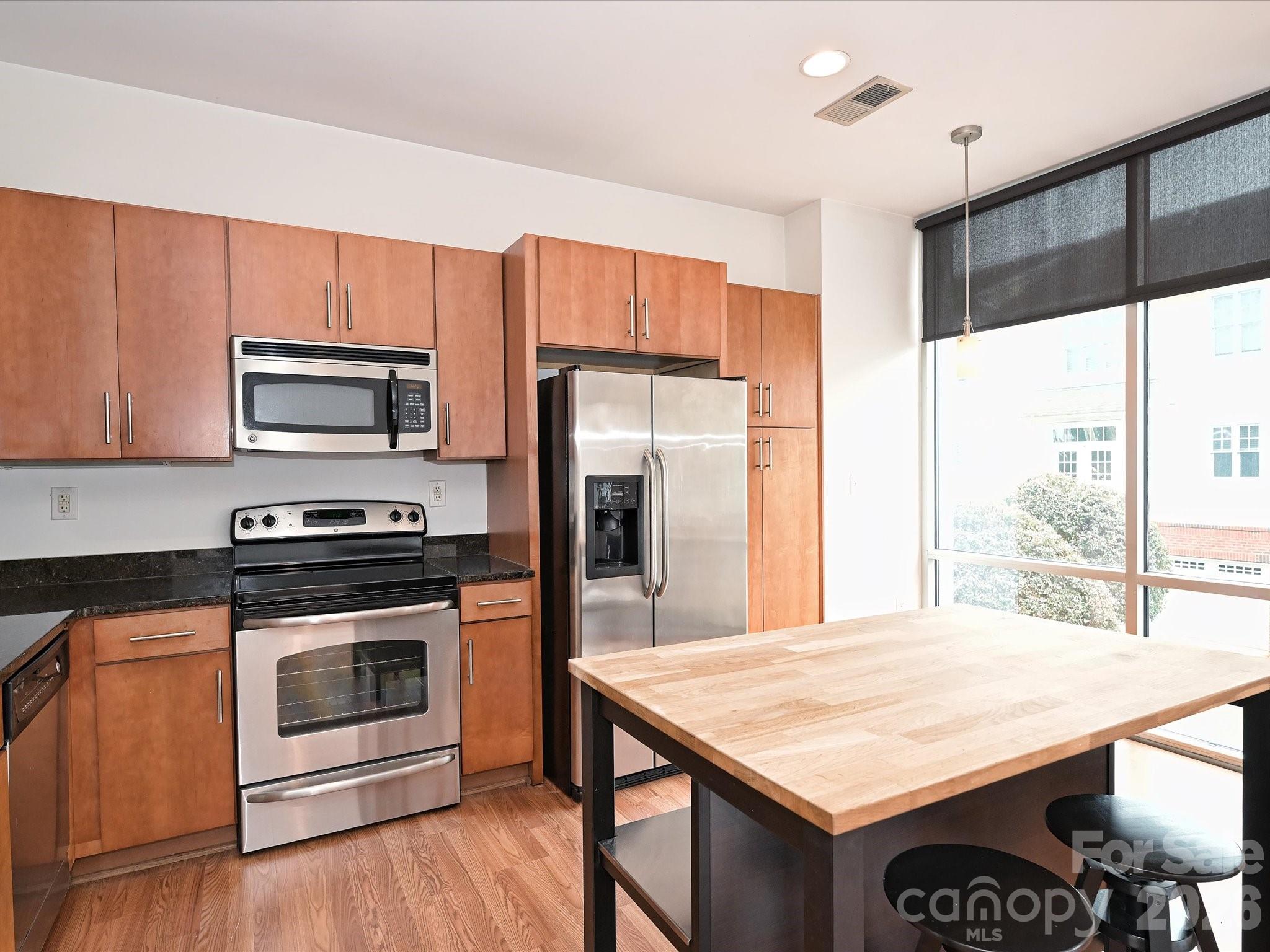 2200 Lyndhurst Avenue #102 — Charlotte
