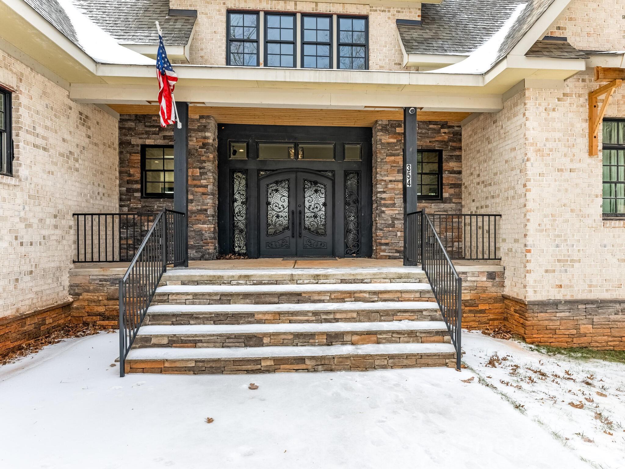 354 Catalina Drive #24 — Mooresville