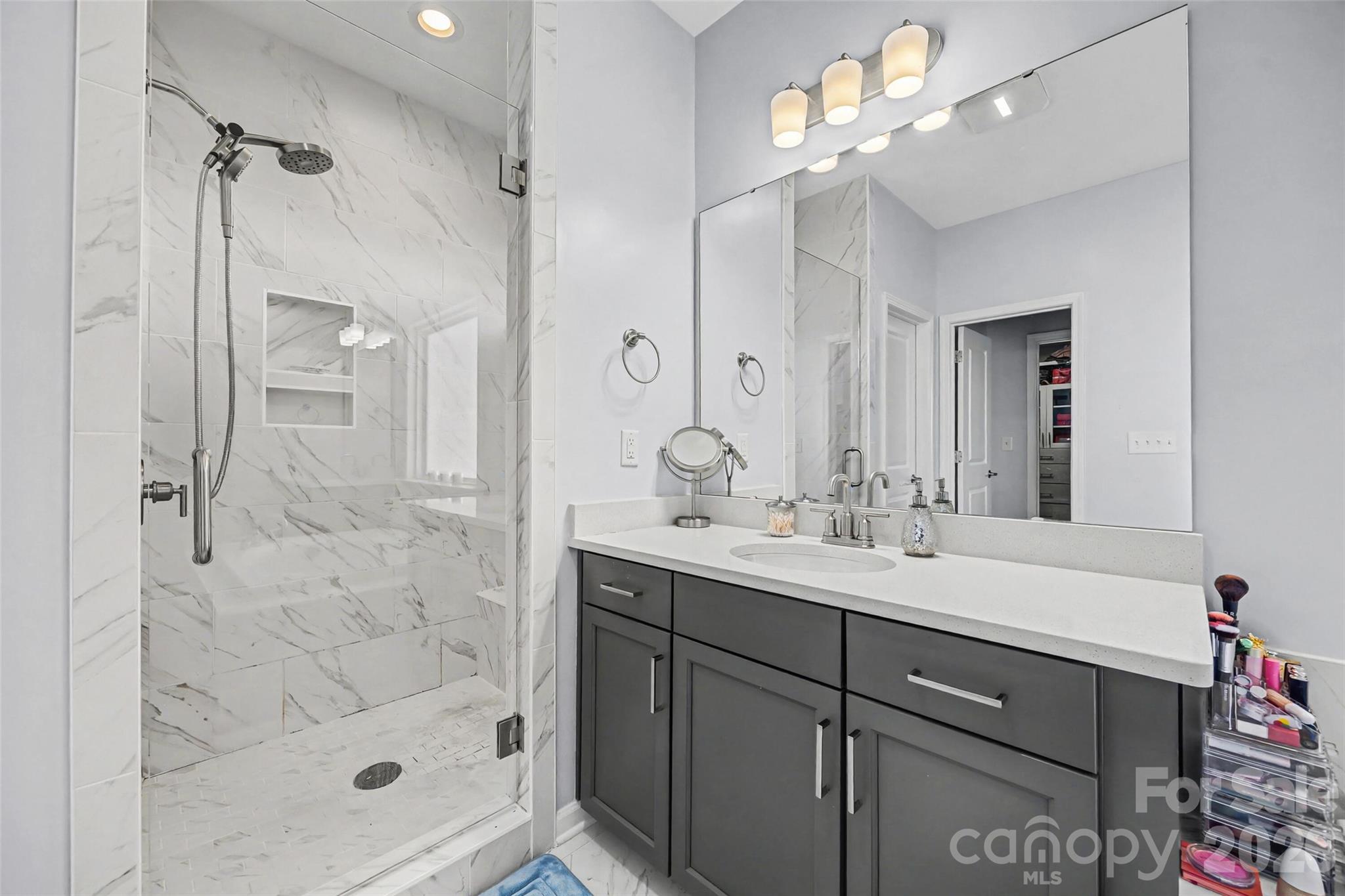 16203 Tulloch Road — Charlotte