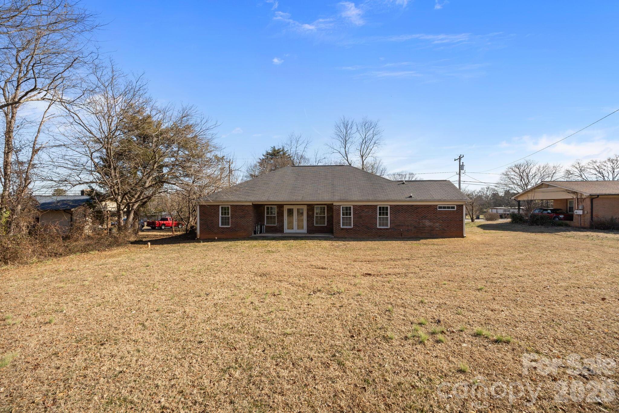 249 Shumaker Drive — Statesville