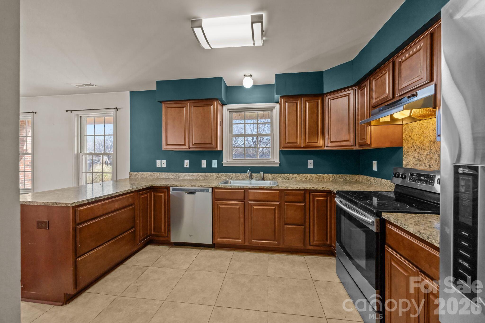 249 Shumaker Drive — Statesville