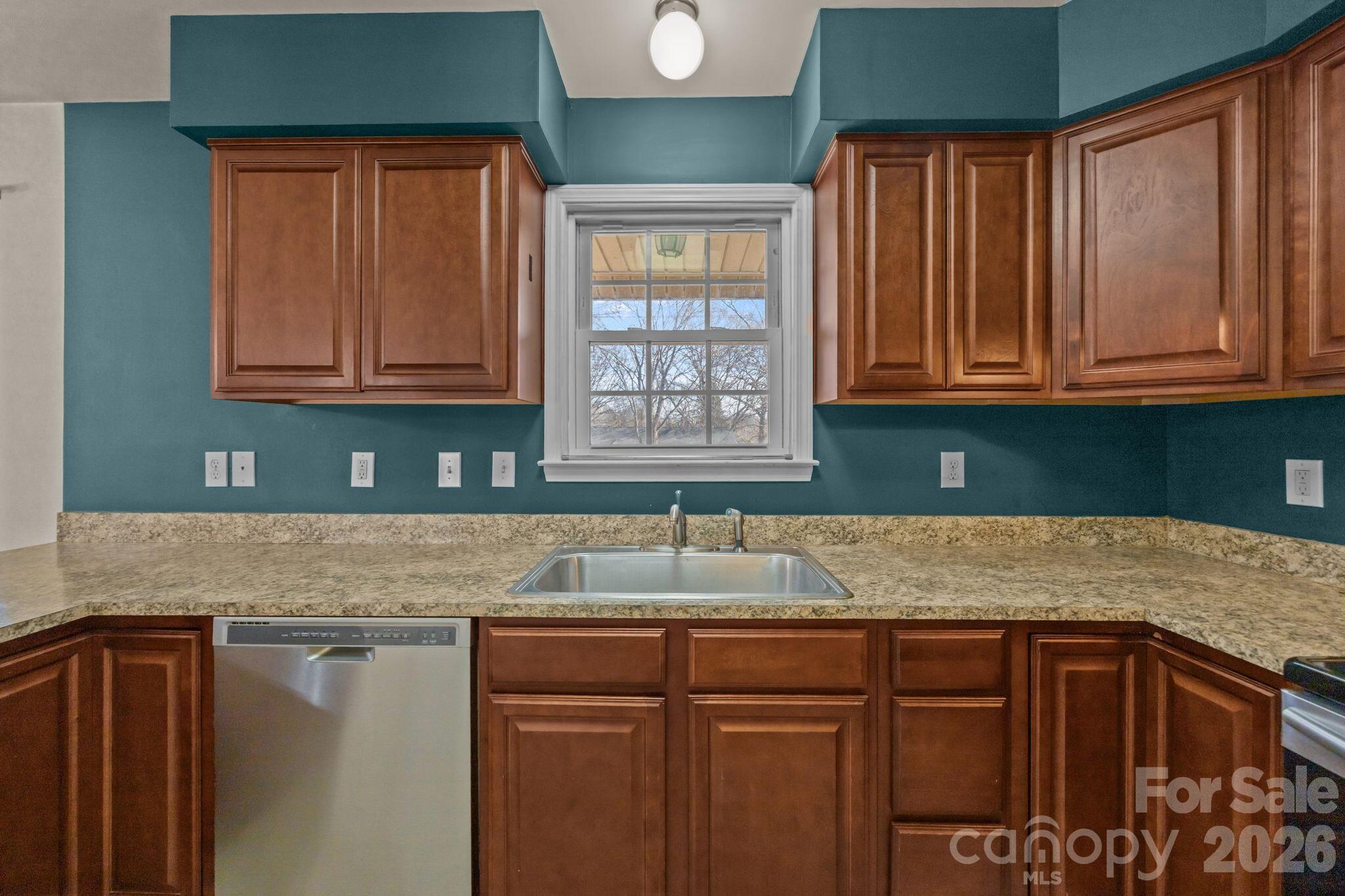 249 Shumaker Drive — Statesville