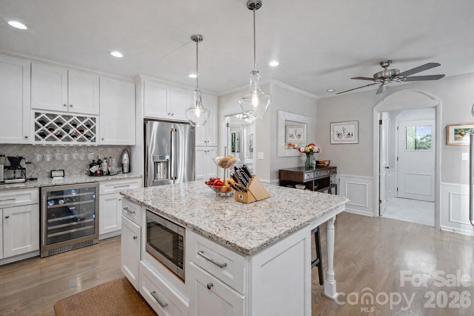 2082 2nd Street Drive NW — Hickory