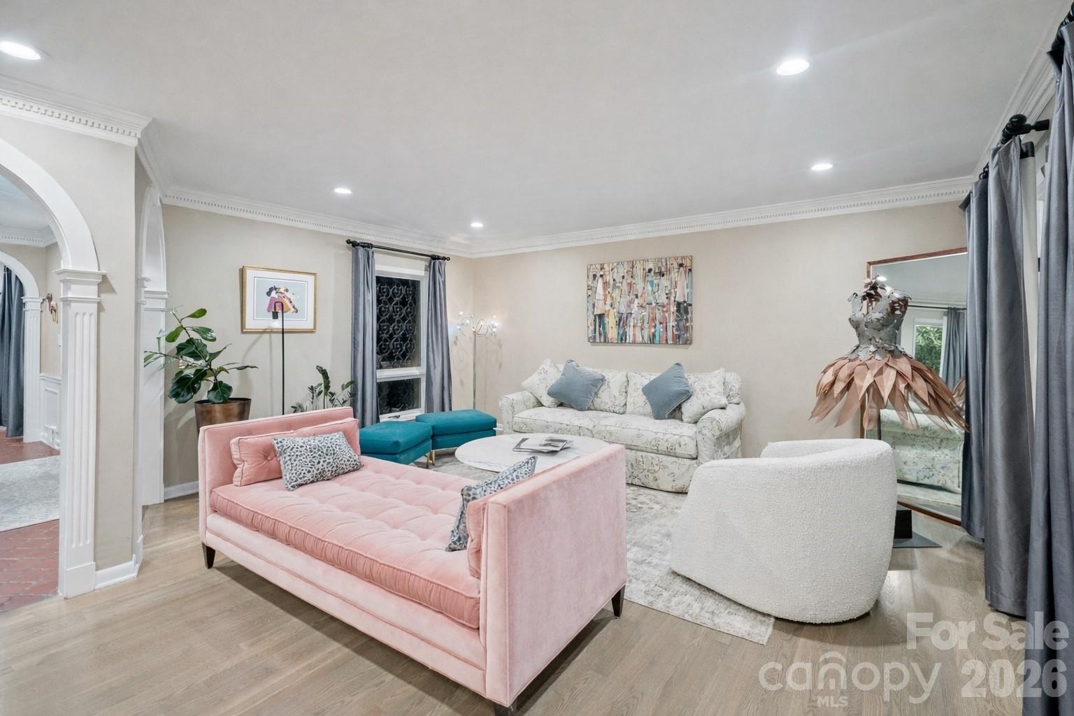 2082 2nd Street Drive NW — Hickory