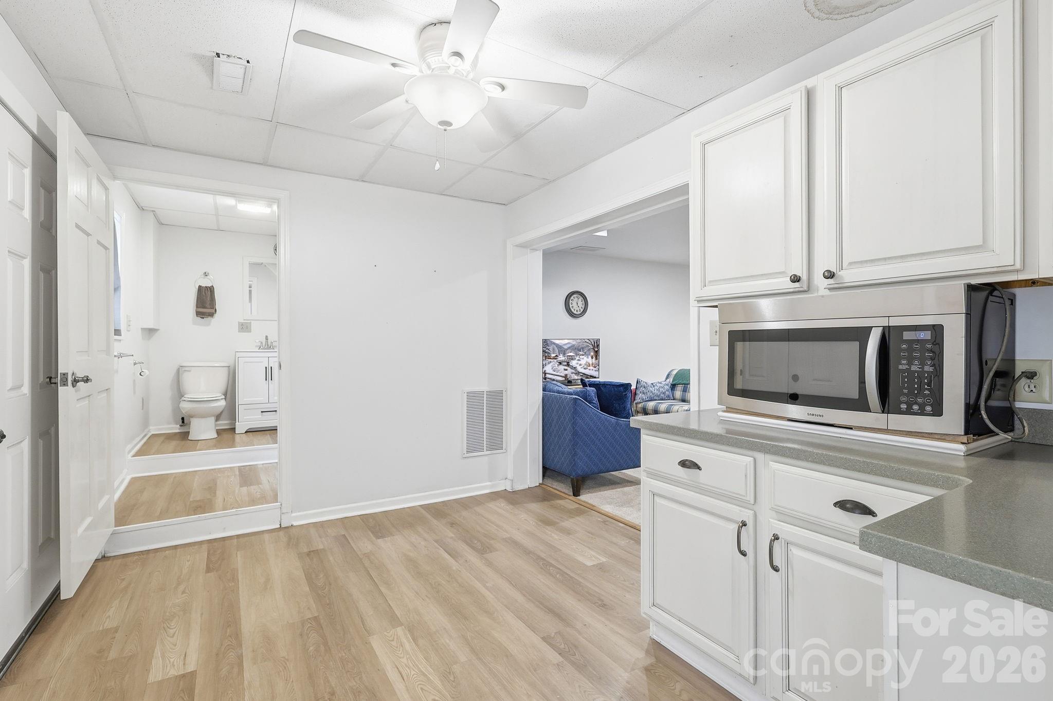 1644 Broadstone Road — Banner Elk