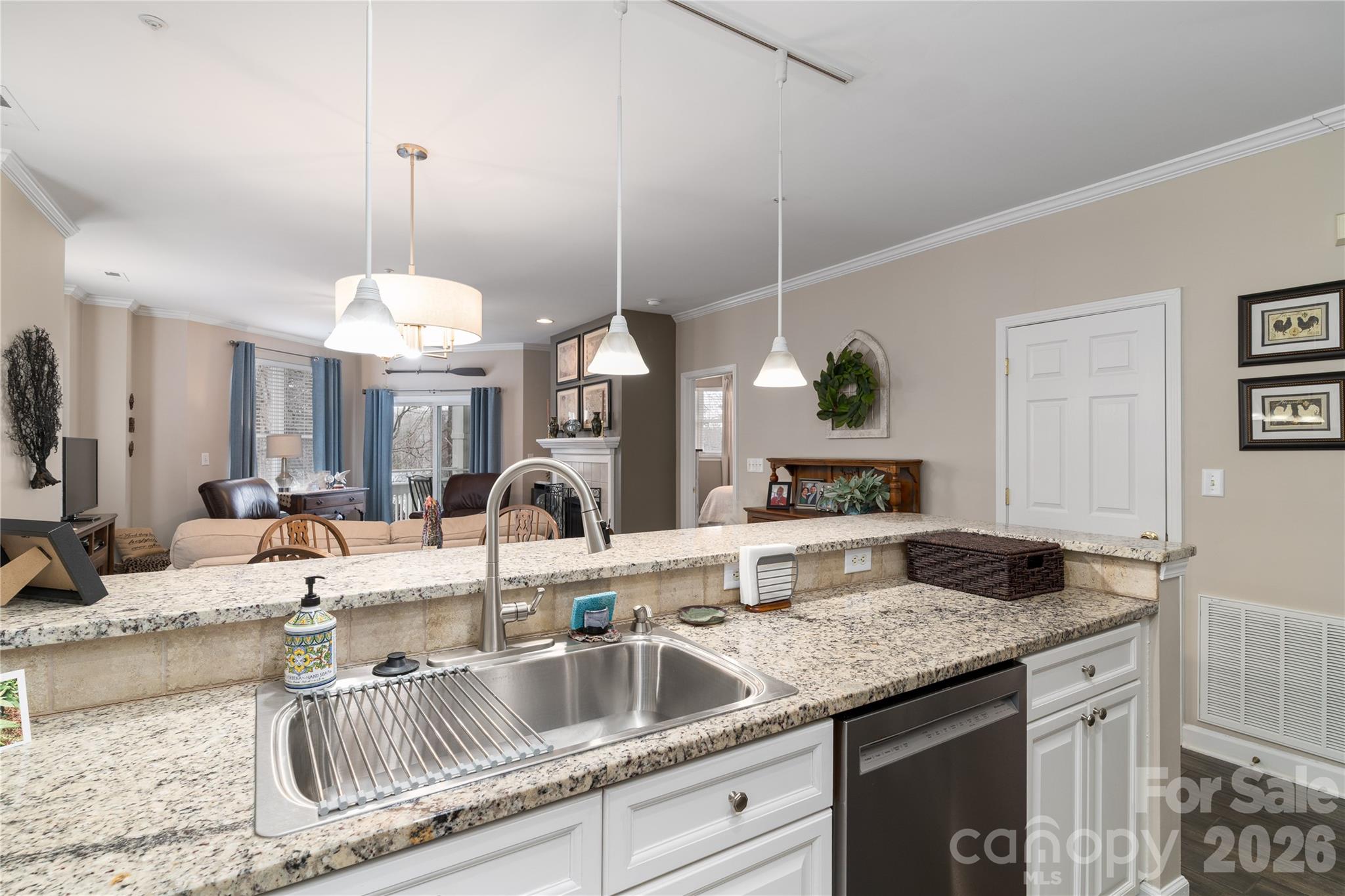 714 Northeast Drive #44 — Davidson