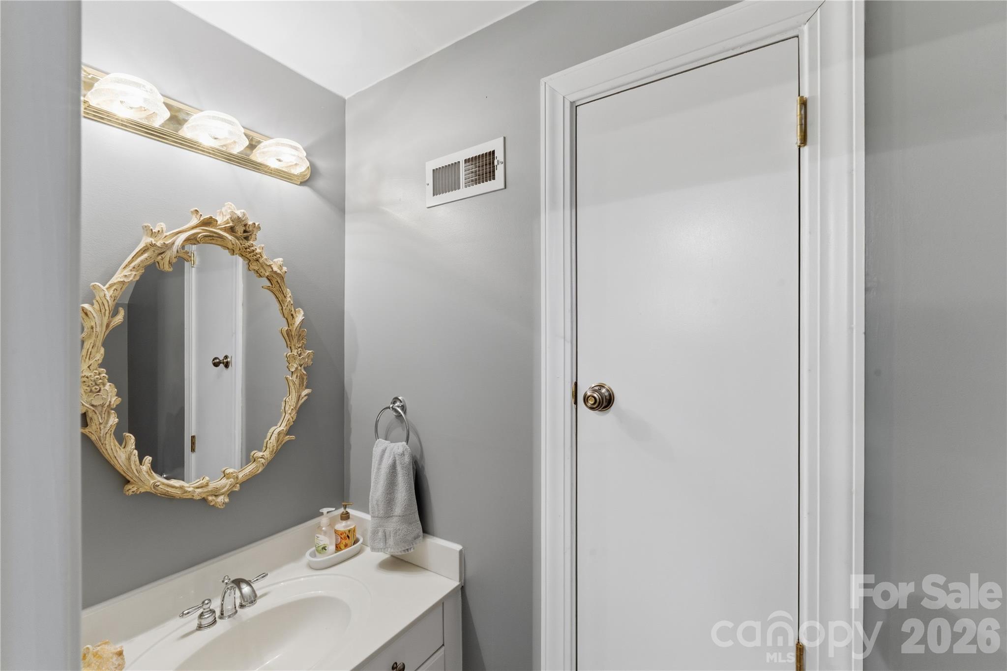 402 W Glenview Drive W #234-235 — Salisbury