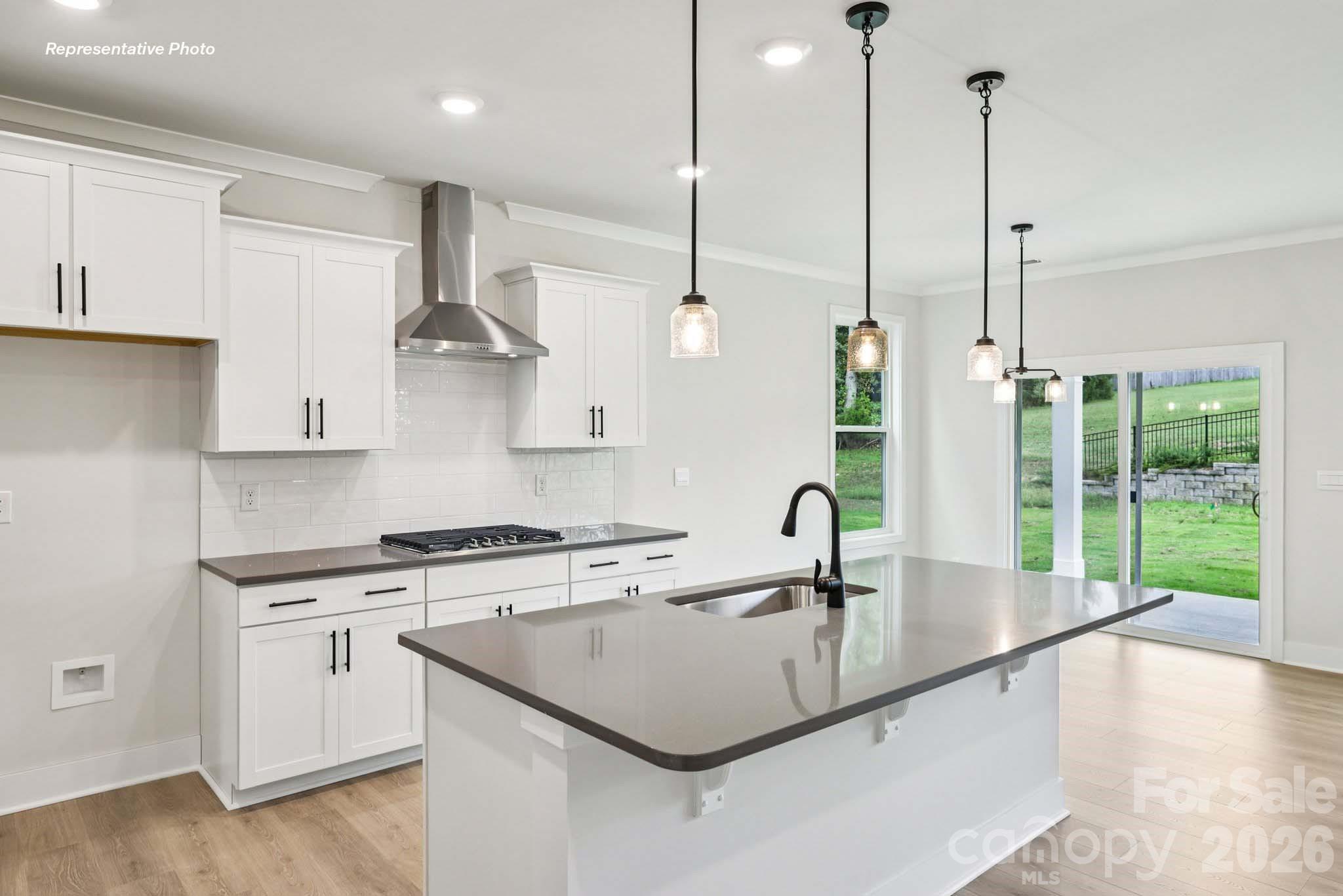 9103 Carver Avenue — Huntersville