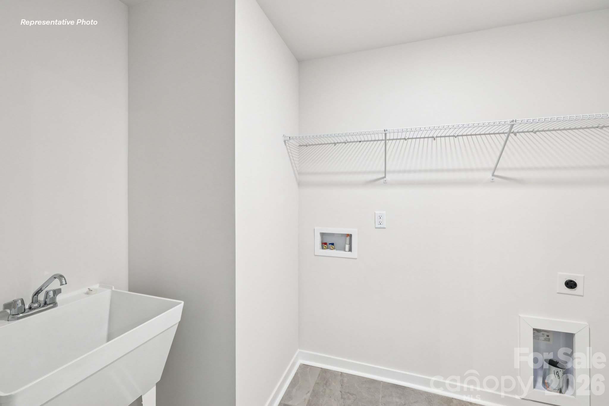 9103 Carver Avenue — Huntersville
