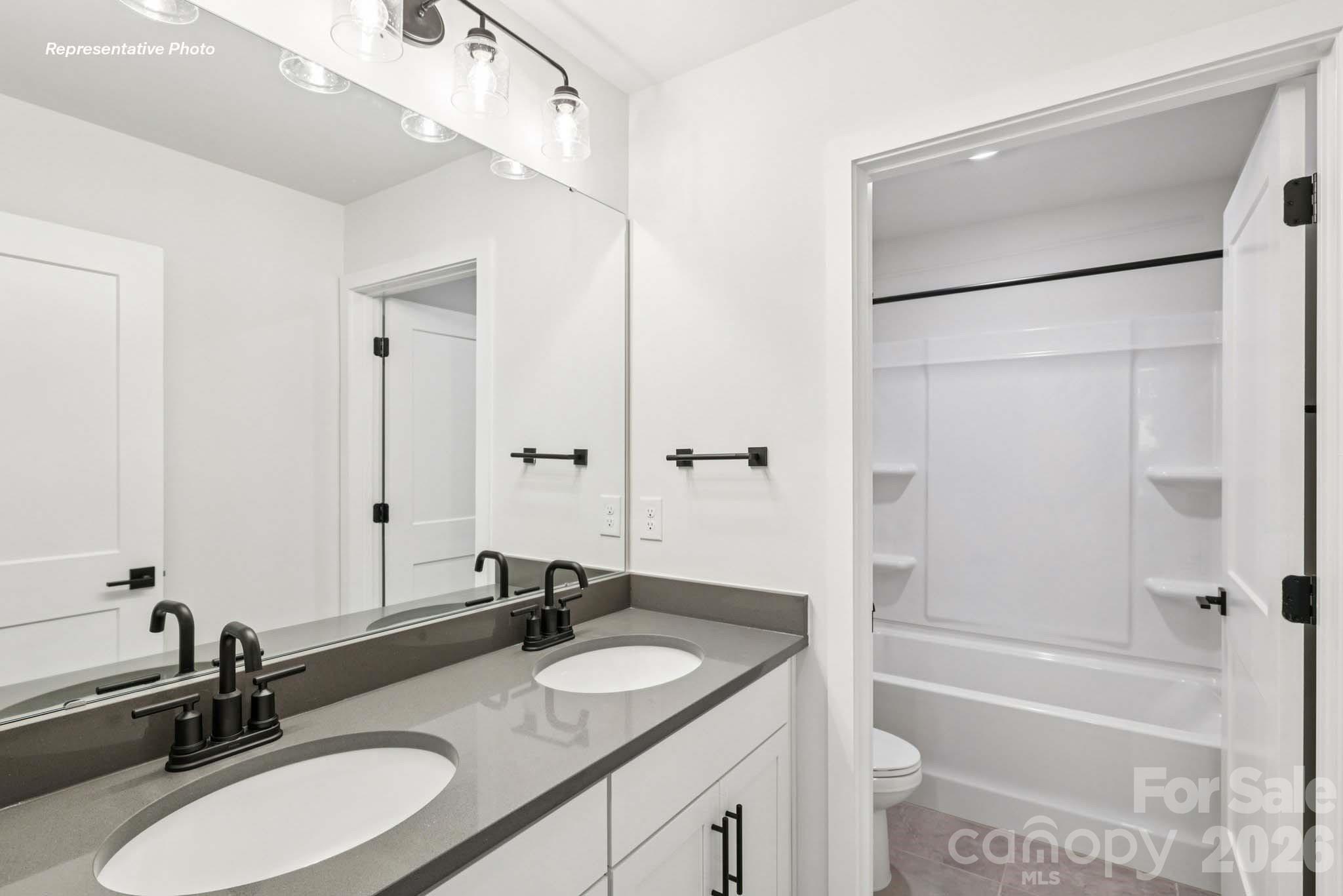 9103 Carver Avenue — Huntersville
