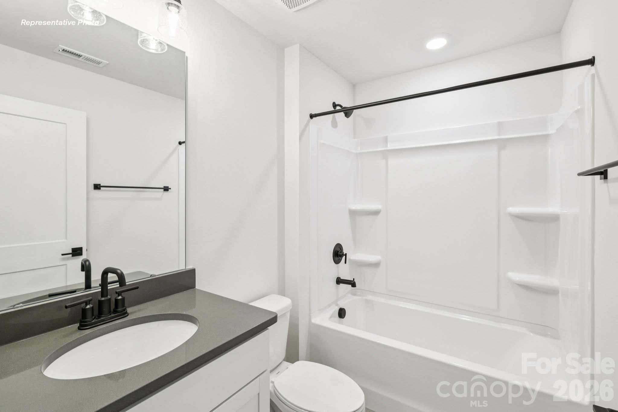 9103 Carver Avenue — Huntersville