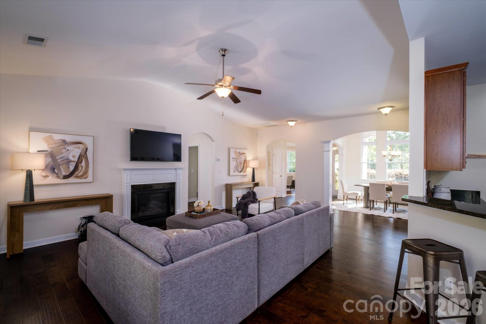 8720 Artesa Mill Lane — Charlotte