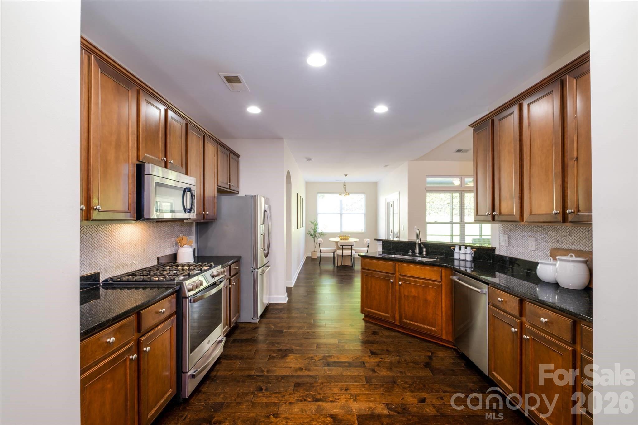8720 Artesa Mill Lane — Charlotte