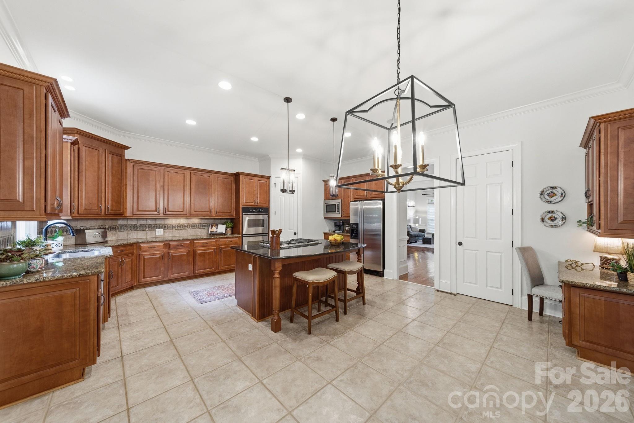1802 Summit View Place — Waxhaw