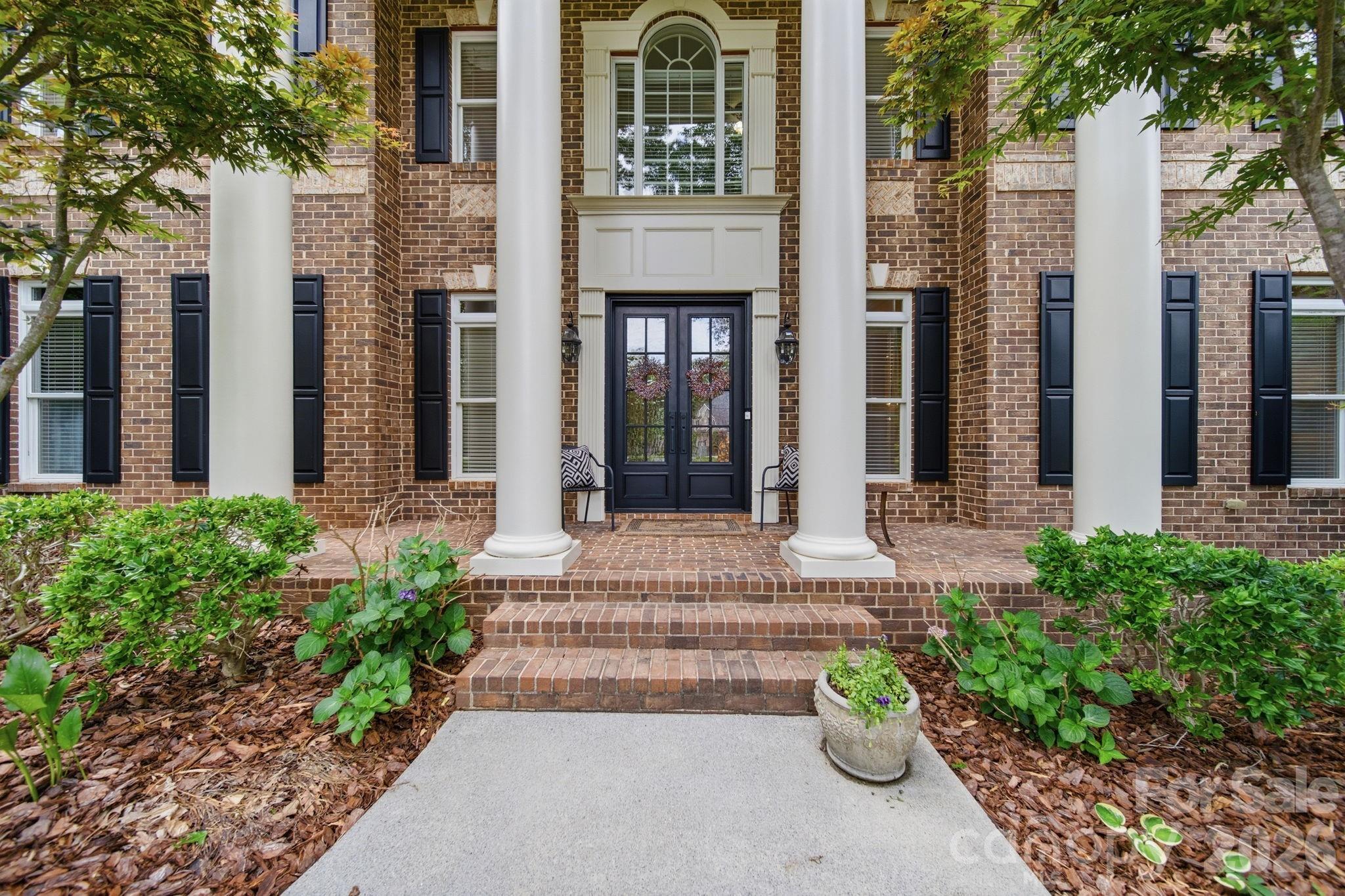 1802 Summit View Place — Waxhaw