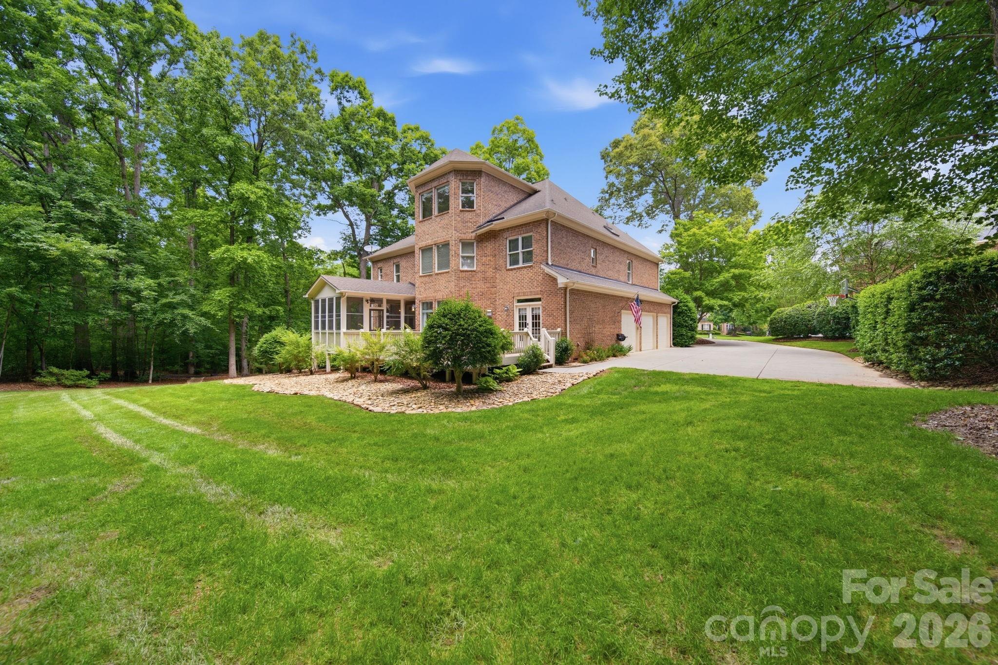 1802 Summit View Place — Waxhaw