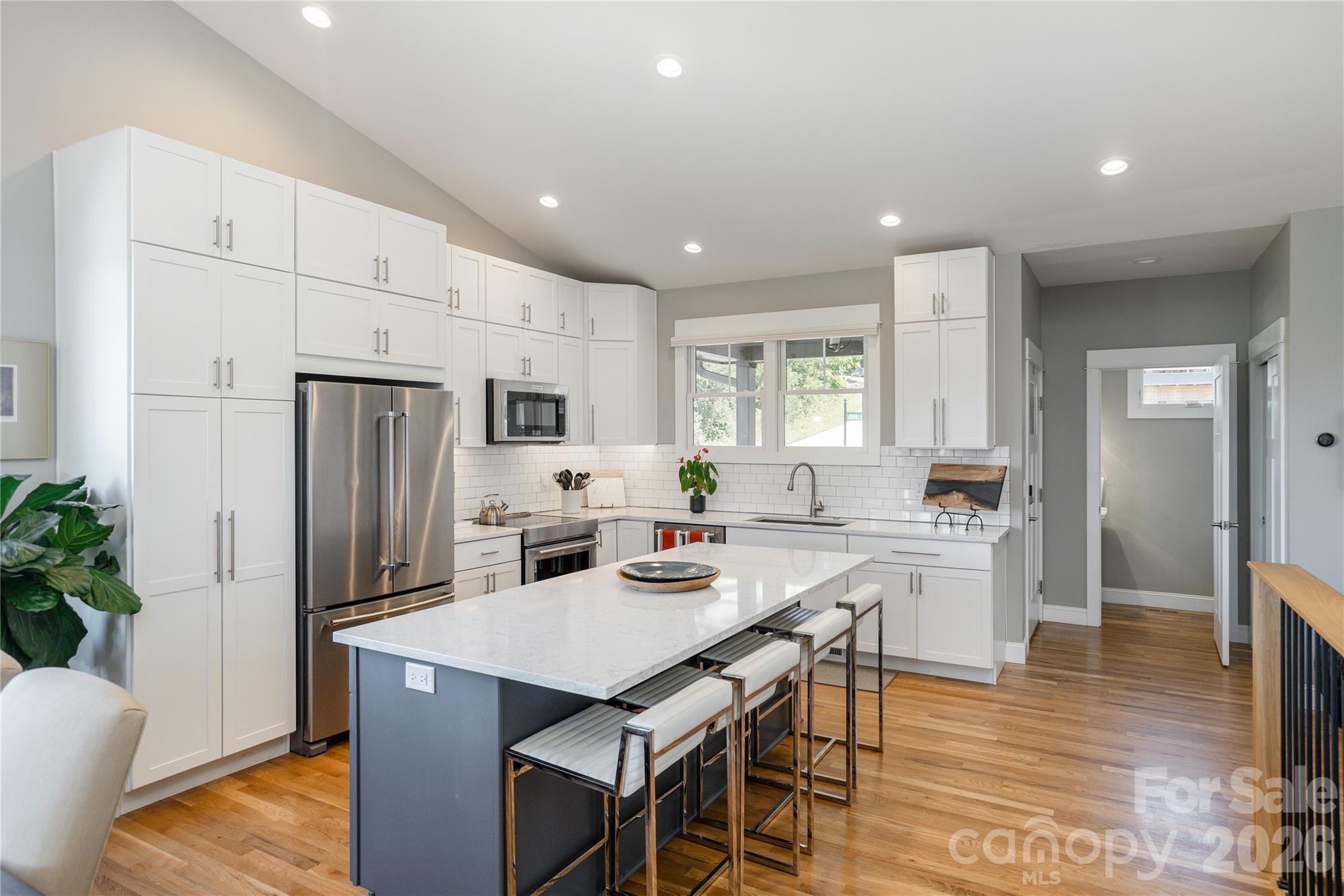 301 Ava Lane — Asheville
