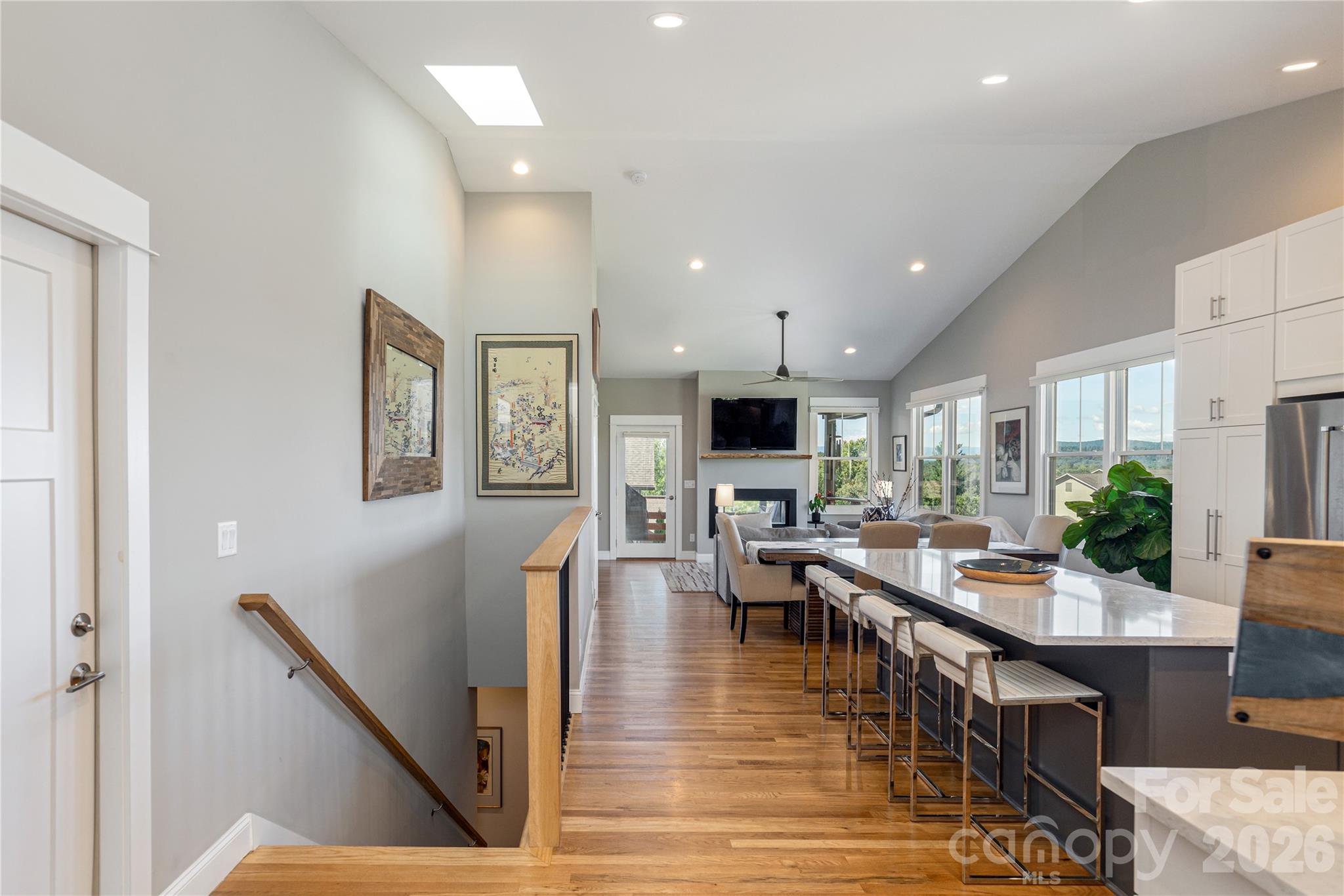 301 Ava Lane — Asheville