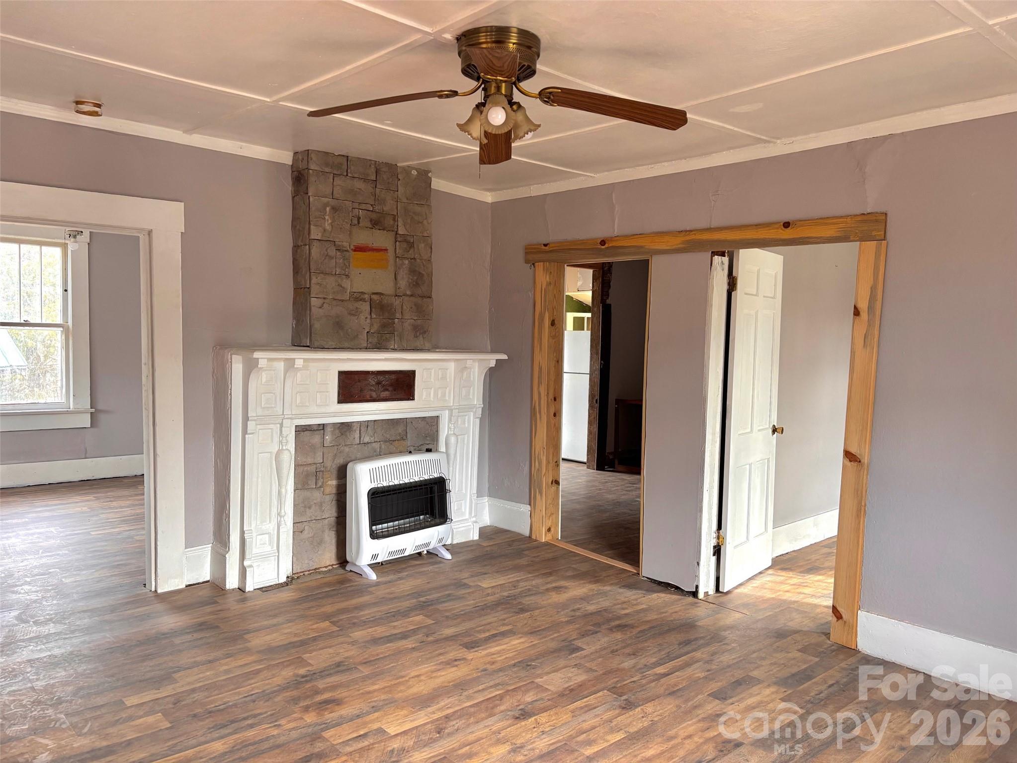 117 Lookout Road — Asheville
