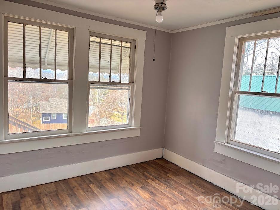 117 Lookout Road — Asheville