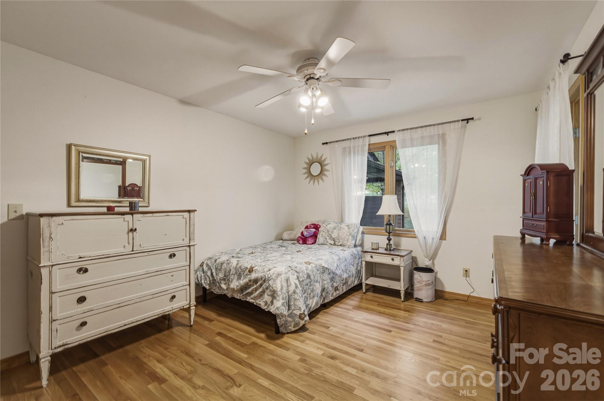 213 Hospital Avenue — Lenoir