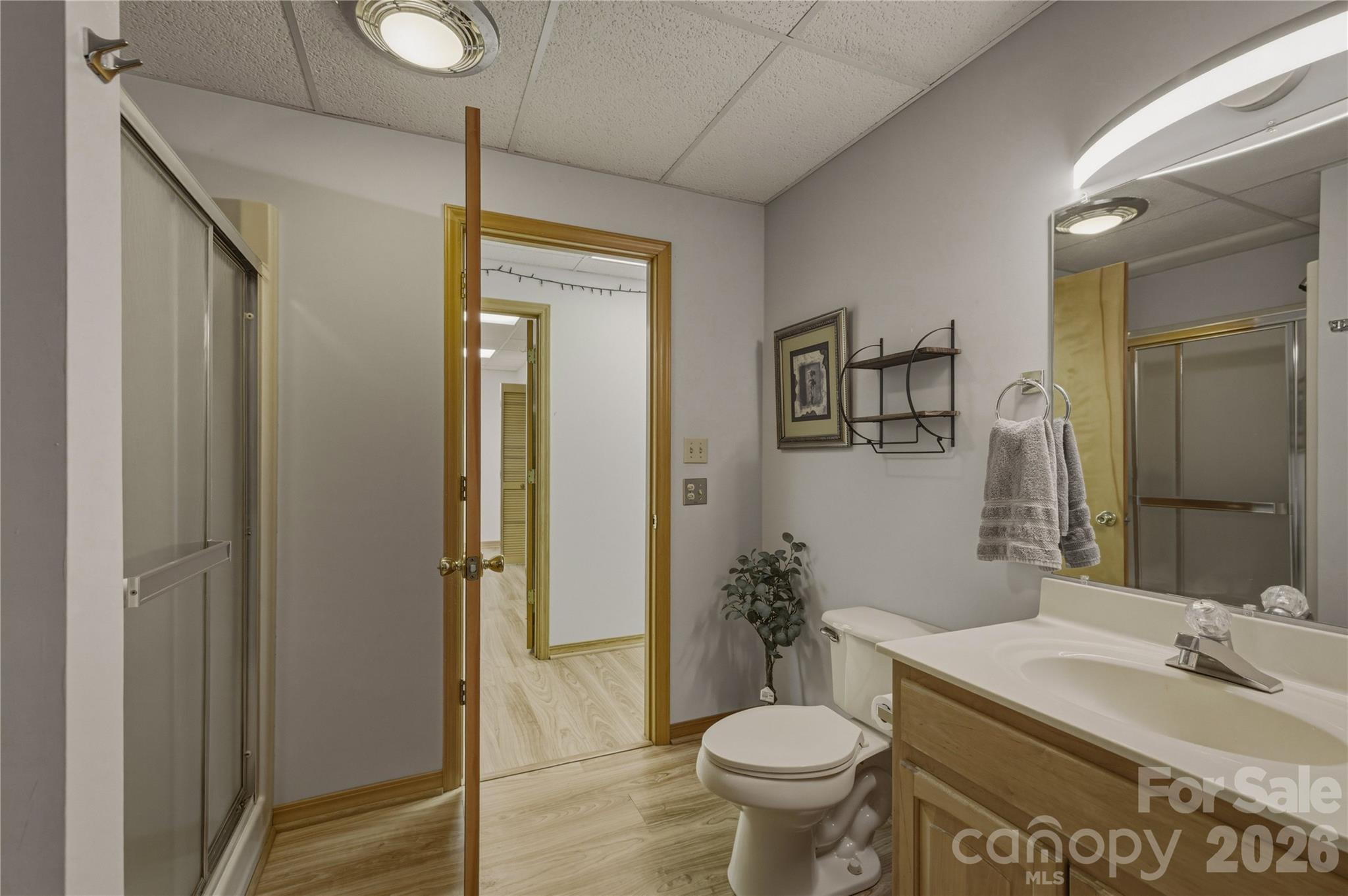 213 Hospital Avenue — Lenoir