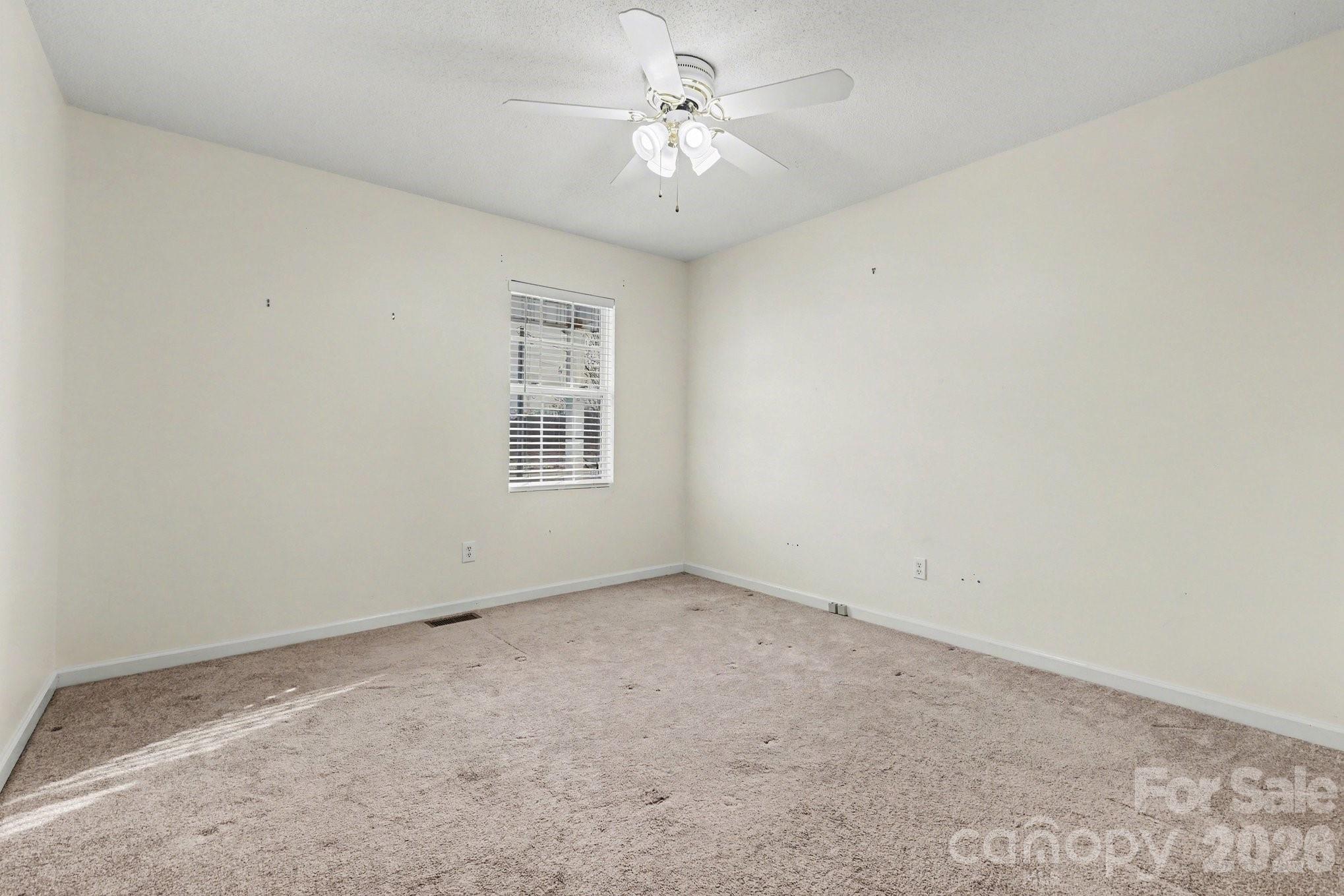 1976 Mcilwain Road — Lancaster